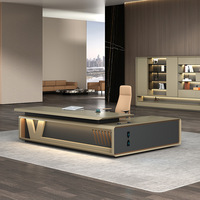 Bureau de direction de luxe au design moderne, poste de travail pour PDG, mobilier de bureau commercial, bureau de patron haut de gamme