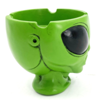 Cendrier alien en résine en forme de polyrésine avec logo personnalisé, accessoires pour fumer, décoration de la maison, prêt à être expédié
