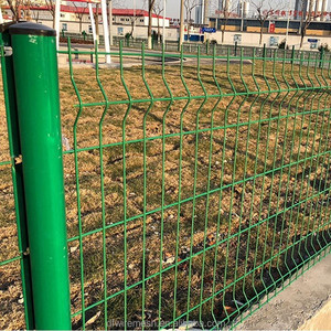 Panneau <span class=keywords><strong>de</strong></span> clôture en treillis métallique incurvé 3D pour l'agriculture, panneaux <span class=keywords><strong>de</strong></span> clôture à pliage triangulaire pour vergers et vignobles - Product Image 4