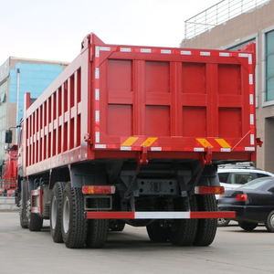 Camion benne rouge HOWO 6x4 d'occasion, diesel, robuste, pour le transport de marchandises lourdes et de chantier - Product Image 6