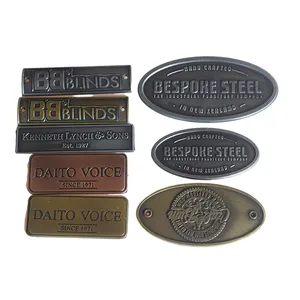 Label Label furnitur Logo timbul logam kuningan antik kustom nama pelat