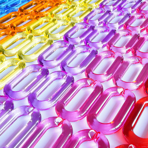 Vente en gros de grandes chaînes murales en acrylique colorées, maillons en acrylique pour décoration murale DIY, artisanat pour la maison - Product Image 3