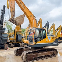 Excavatrice Hyundai 220LC-9 d'occasion, en excellent état, de type chenillé, livraison rapide, vente flash, en stock