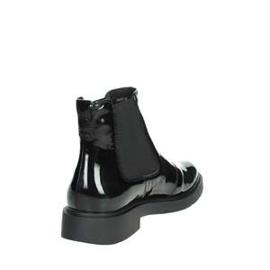 Bottines basses pour femme Geox D46QRE 00066 en cuir verni noir style Chelsea - Product Image 3
