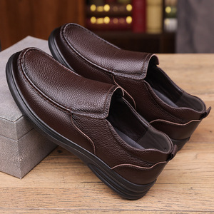 Zapatos de hombre de cuero genuino, sin cordones, con punta cerrada, suela de goma, cómodos para caminar, para personas de mediana edad y mayores. - Product Image 4
