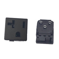 שקע NEMA 5-20R 20A 125V תקן אמריקאי תעשייתי, מחבר NEMA שחור בעל 3 פינים, שקע חשמל AC לשימוש עם PDU/UPS