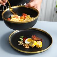 Vaisselle en porcelaine plaquée de luxe, assiette noire et dorée, ensemble de vaisselle en céramique à bord doré