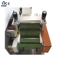 Machine à colle automatique pour chaussures, avec revêtement de rouleau, ml