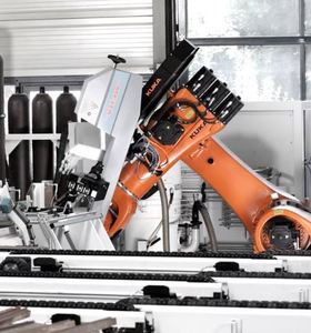 Robot Industrial KR 50 R2500 |   Brazo Robótico de 6 Ejes con Capacidad de Carga de 50 kg |   Paletización con Alcance de 2501 mm |   Motor de Alto Rendimiento con PLC y Caja de Cambios - Product Image 1
