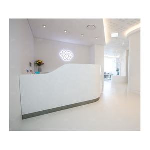 Design della Reception per la clinica odontoiatrica Gloss modernismo uso commerciale ricezione a forma di L Corian bianco su misura per dentale - Product Image 1