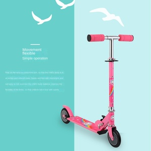 Explosions de voiture de bébé en plastique pliable de scooter de bicyclette à deux roues d'enfants pour l'âge d'enfant - Product Image 4