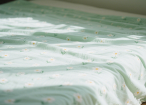 Venta caliente Diseño de Moda y sábana plana a juego para niños y adultos - Product Image 4