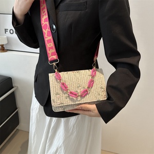 Borsa a Tracolla in Paglia Intrecciata da Donna all'Ingrosso Nuova Piccola Borsa Estiva Portafoglio e Borsetta da Spiaggia per Vacanze - Product Image 3