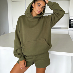 Nuovo Set 2 Pezzi Oversize da Donna 2026, Felpa con Cappuccio e Pantaloncini in Cotone Felpato, Logo Personalizzato a Basso Costo, Set Streetwear e Loungewear - Product Image 2