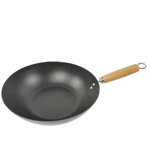 Factory Direct Sales Chinese Home Cooking Stir Frying Induction Non Stick Cook Wok Pan With Wooden Handle Chinese Wok Pan