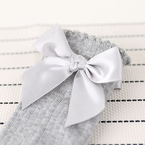 Bán Buôn 5 Màu Sắc Rắn Ruffle Vớ Dài Đầu Gối Cao Cotton Đan Sơ Sinh Ấm Cúng Gân Trẻ Em Bé Cô Gái Vớ Với Cung - Product Image 4