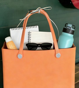 Bolsos de Playa de EVA al por Mayor de Fábrica, Bolsos de Mano Impermeables de Verano, Bolsos de Silicona de Moda para Mujer, Bolsos de Diseño Mini de EVA - Product Image 1