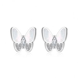 เครื่องประดับผู้หญิง Dylam Elegance ต่างหูเงินแท้ 925 ป้องกันการแพ้ รูปทรงผีเสื้อประดับเปลือกหอยและเพชรซิร์โคเนีย 5A - Product Image 1