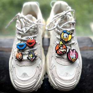 Zapatillas Blancas de Goma con Diseño Floral Decorativo Luminoso para Hebilla de Zapatos Simpson y Cordones Directos - Product Image 3