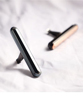 Diffuseur d'air de voiture solaire en alliage d'aluminium de luxe moderne, clip de ventilation personnalisé, <span class=keywords><strong>parfum</strong></span> de haute qualité longue durée - Product Image 2