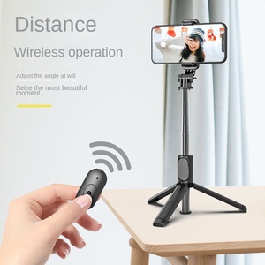TOKQI Perche à <span class=keywords><strong>selfie</strong></span> pour téléphone portable <span class=keywords><strong>Q01</strong></span> avec télécommande, trépied pliable intégré, support de bureau portable, matériau ABS, charge de 5 kg - Product Image 2