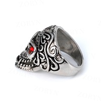 Yunnique Bague Crâne Gothique en Acier Inoxydable 316 avec Double Œil de Zircon Rouge pour Homme, Texture Audacieuse, Style Sombre, Rébellions, Motard, Punk, Hip Hop