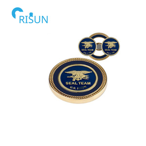 Pièces commémoratives personnalisées USMC USAF USN en métal avec aimant, pièces de défi personnalisées avec marqueurs de balle de golf amovibles - Product Image 5