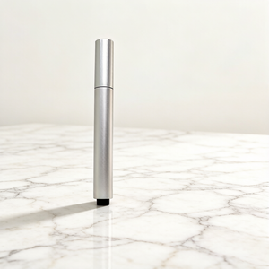 Voluminizador <span class=keywords><strong>de</strong></span> <span class=keywords><strong>Labios</strong></span> Vegano <span class=keywords><strong>de</strong></span> Larga Duración, Humectante, <span class=keywords><strong>con</strong></span> Colágeno y Tripéptidos, Sin Sensación <span class=keywords><strong>de</strong></span> Picor, Acabado Brillante <span class=keywords><strong>con</strong></span> Punta <span class=keywords><strong>de</strong></span> Silicona - Product Image 2