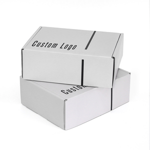 Boîtes d'expédition en carton ondulé personnalisées pour l'impression de vêtements, d'emballages cadeaux, de logos, de boîtes postales - Product Image 1