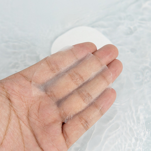 Tampon tonifiant semi-gel transparent blanc uni, texture gelée, effet rafraîchissant, doux et purifiant, populaire et invisible - Product Image 3