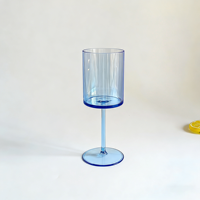 Gobelet à vin rond rouge en plastique PS incassable, design moderne et luxueux, capacité de 15 oz, pour les occasions de mariage et de fête