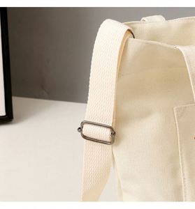 Bolsa de Mano Mediana de Algodón con Logotipo Personalizado, Gran Capacidad, Reutilizable, para la Playa o Compras, Entrega Rápida, Estilo Plegable para Uso Diario - Product Image 5