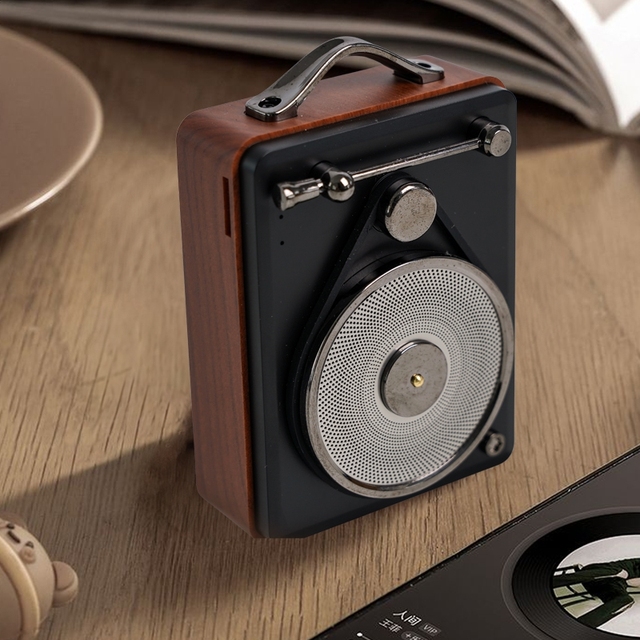 Source Factory Vintage Vinyl Record CD Player Speaker Mini Gramophone Small Sound System