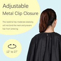 Cape de barbier personnalisée avec impression et broderie, attaches de haute qualité, imperméable, résistante aux produits chimiques, cape de coiffure pour salon, coupe de cheveux