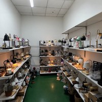 Lampe chauffe-cire sans fumée pour bougies parfumées en bois, avec minuterie réglable, à intensité variable et à changement de couleur moderne