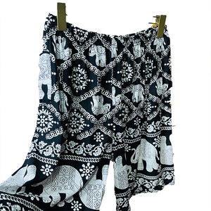 กางเกงขาสั้นชายหาดพิมพ์ลายโพลีเอสเตอร์/เรยอนสำหรับฤดูร้อน ทรงหลวม 5 นิ้ว สวมใส่สบาย น้ำหนักเบา ระบายอากาศได้ดี ไซส์ใหญ่ สำหรับใส่กลางแจ้ง - Product Image 2