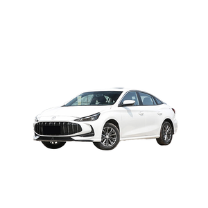 2023 <span class=keywords><strong>MG5</strong></span> berline de luxe 180DVVT manuel essence 1.5L lumière sombre intérieur EV voiture hybride Option nouvelles voitures en alliage d'aluminium galerie de toit - Product Image 1