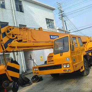 Grue mobile sur camion KATO Tadano NK-250 d'occasion à bas prix, 25/30/50/80/100 tonnes, moteur japonais, capacité de levage de 30 m, testée et certifiée - Product Image 1