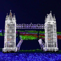 Sculpture lumineuse LED 3D extérieure extra-large en forme de colonne romaine pour les sentiers lumineux de festival d'hiver en drive-thru