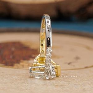 แหวนเพชรงานจิวเวลรี่ชั้นดี พร้อมเพชรเม็ดใหญ่ทรงบริลเลียนท์คัต และวงแหวนดีไซน์หรูหรา สำหรับงานหมั้น งานแต่งงาน และโอกาสพิเศษ - Product Image 4