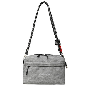 Nuevas bolsas de hombro impermeables, transpirables, superligeras, antirrobo, de gran capacidad para uso diario de niñas y niños. - Product Image 3