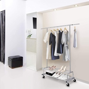 Porte-vêtements robuste de qualité commerciale, armoire à vêtements roulante <span class=keywords><strong>sur</strong></span> <span class=keywords><strong>roulettes</strong></span> et étagères inférieures - Product Image 4