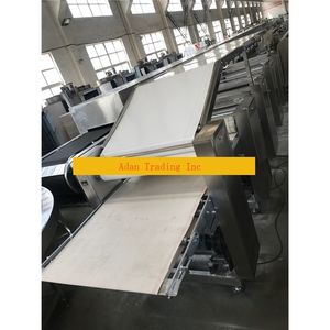 Fourniture de machines à biscuits croustillantes et résistantes de type YH300, équipement pour biscuits sandwich, ligne de production de biscuits, trieuse de biscuits - Product Image 3