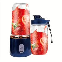 Draagbare elektrische mini-sapcentrifuge en blender voor vers fruit, sinaasappels, citrusvruchten, citroenen; voor malen, mixen, klein keukenapparaat