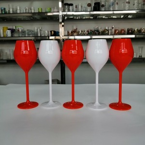 Verres à <span class=keywords><strong>champagne</strong></span> personnalisés de 130ml 4.3oz sans Bpa <span class=keywords><strong>en</strong></span> or blanc rose Offre Spéciale vin rouge Ps verre <span class=keywords><strong>en</strong></span> plastique pour la fête de mariage - Product Image 2