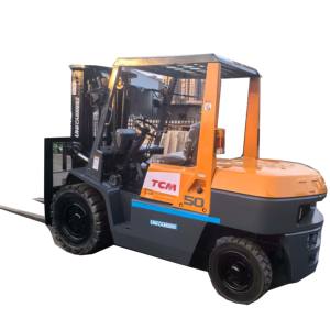 Chariot élévateur TCM d'occasion 5 tonnes CPCD50/TCM30/TCM25 avec moteur de pompe de boîte de vitesses et moteur - Excellent état en stock pour Mines/Construction/Ports - Product Image 1