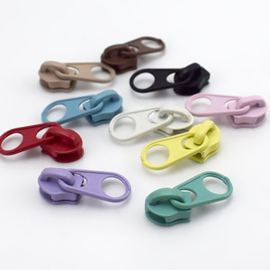 Deepeel AP2314 3 #   Glissière de <span class=keywords><strong>fermeture</strong></span> éclair en nylon colorée pour <span class=keywords><strong>fermeture</strong></span> éclair en nylon, bricolage, sac, portefeuille, housse, couture, accessoires de tailleur - Product Image 4