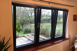 Fenêtre à battant insonorisée en alliage d'aluminium thermique de haute qualité avec double vitrage trempé et <span class=keywords><strong>serrure</strong></span> étanche <span class=keywords><strong>pour</strong></span> appartement et hôtel - Product Image 3