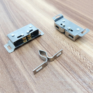 Clips de fixation de porte en acier inoxydable 014010010, durables pour une utilisation en intérieur - Product Image 1