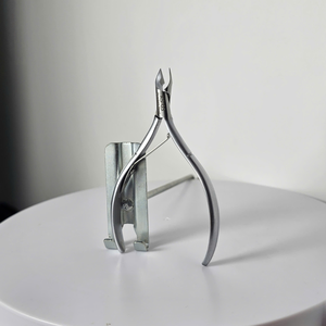 Vente en gros d'usine : Pince coupante professionnelle en acier inoxydable pour manucure et pédicure, outil de soin des ongles pour salon, à mâchoires larges, durable - Product Image 4